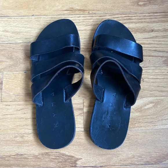 KYMA sandals black leather gorgeous and well made sz 36 or 5 US - Picture 2 of 5